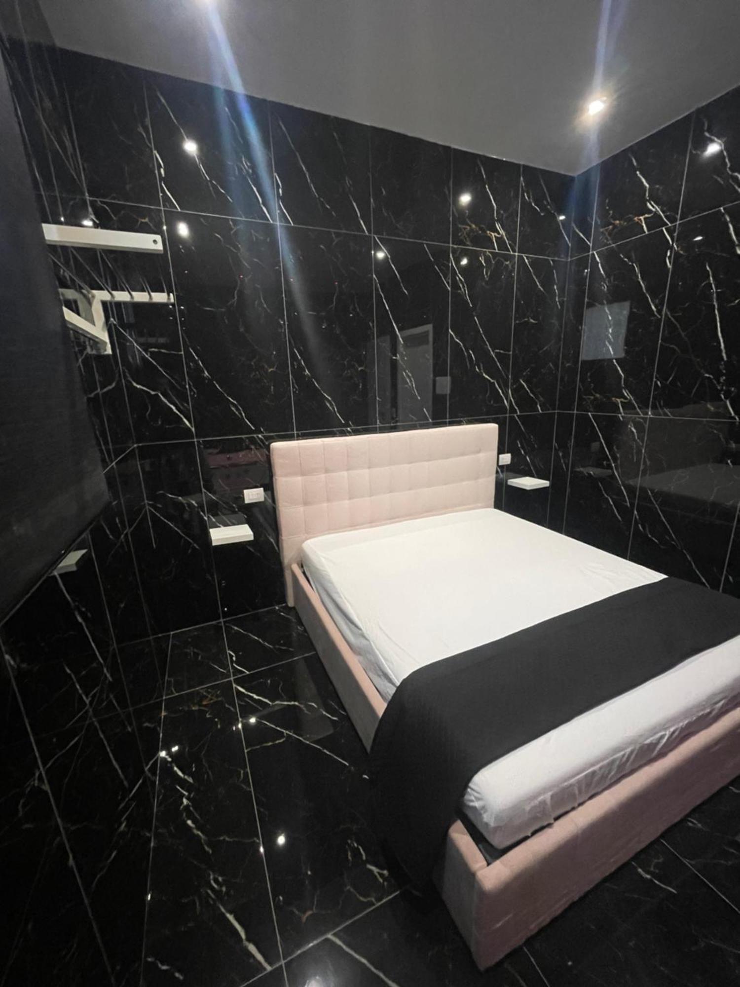 Life Hotel Casalnuovo Di Napoli Eksteriør bilde