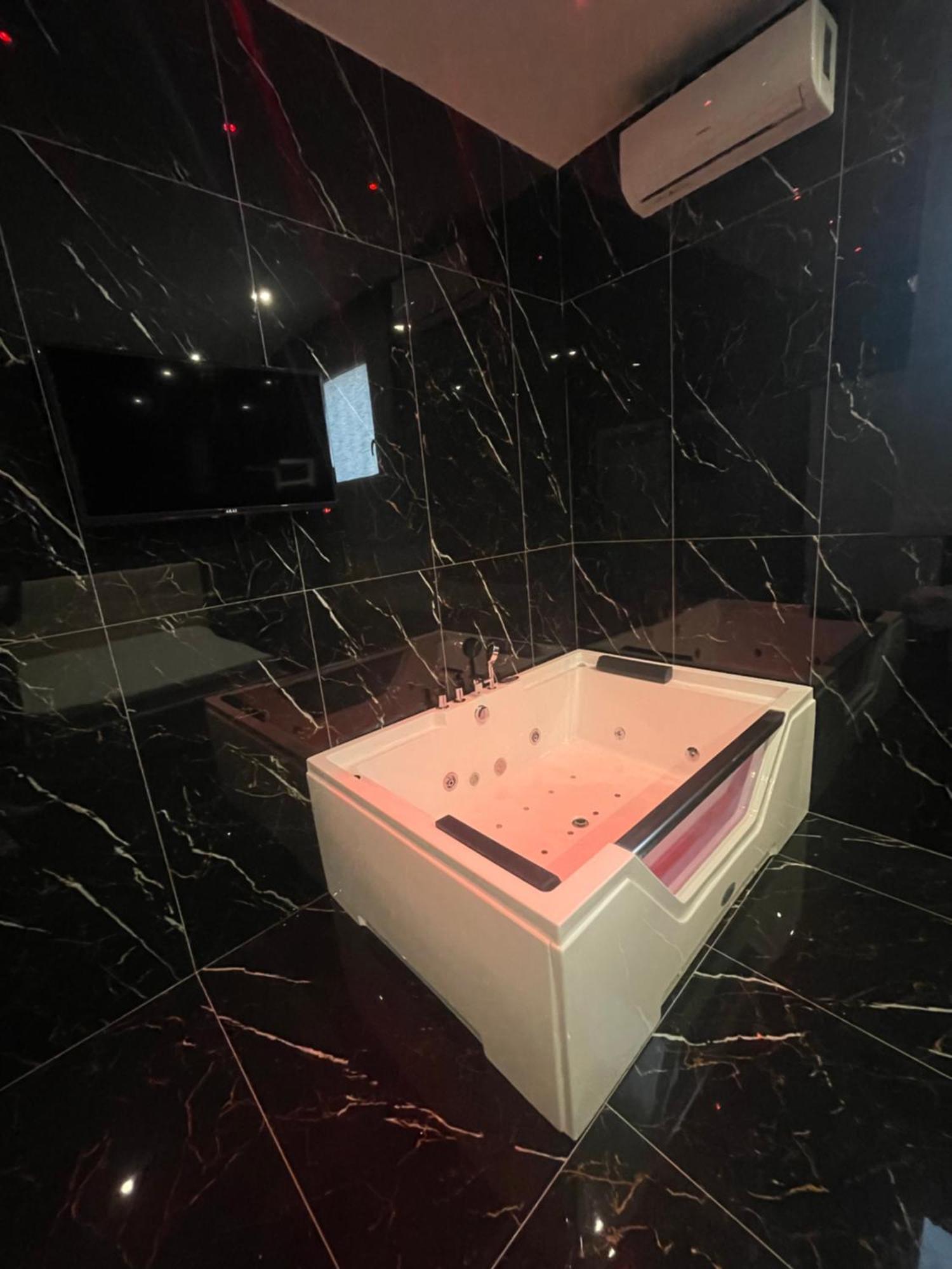Life Hotel Casalnuovo Di Napoli Eksteriør bilde